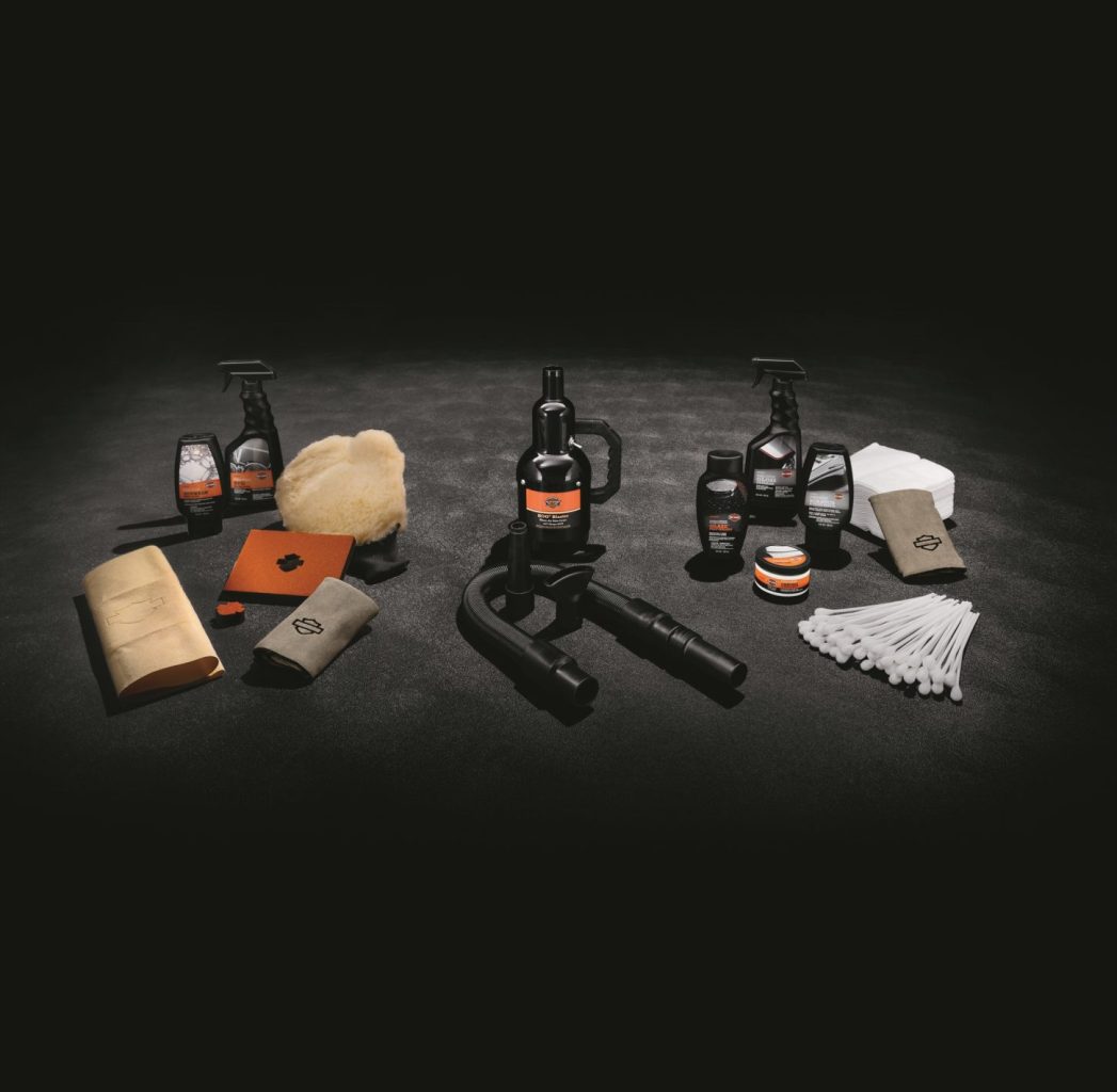 ベアメタルポリッシュでメンテナンス ハーレーダビッドソン宮崎